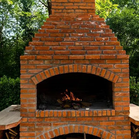 Kamena Kuca Vegar * Ljubuški