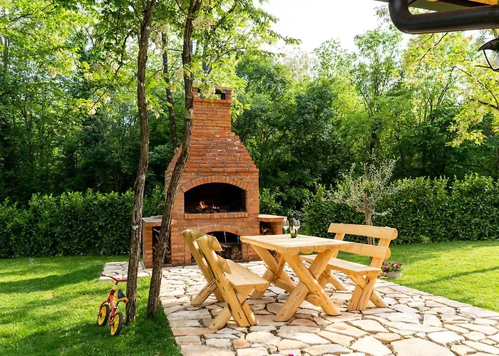 乡村民宿 Kamena Kuca Vegar Ljubuški